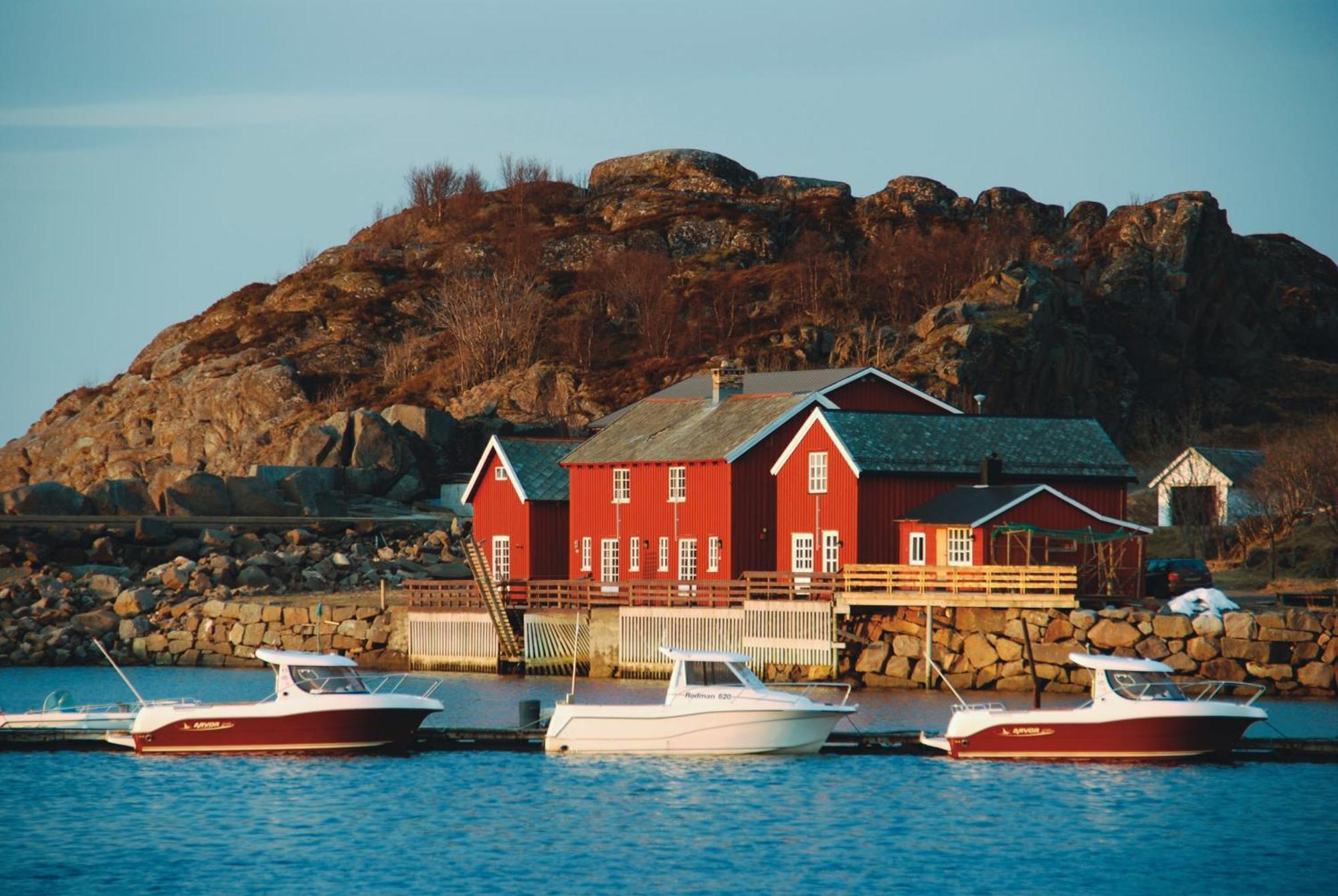 Statsbuene I Kabelvag Hotel Luaran gambar