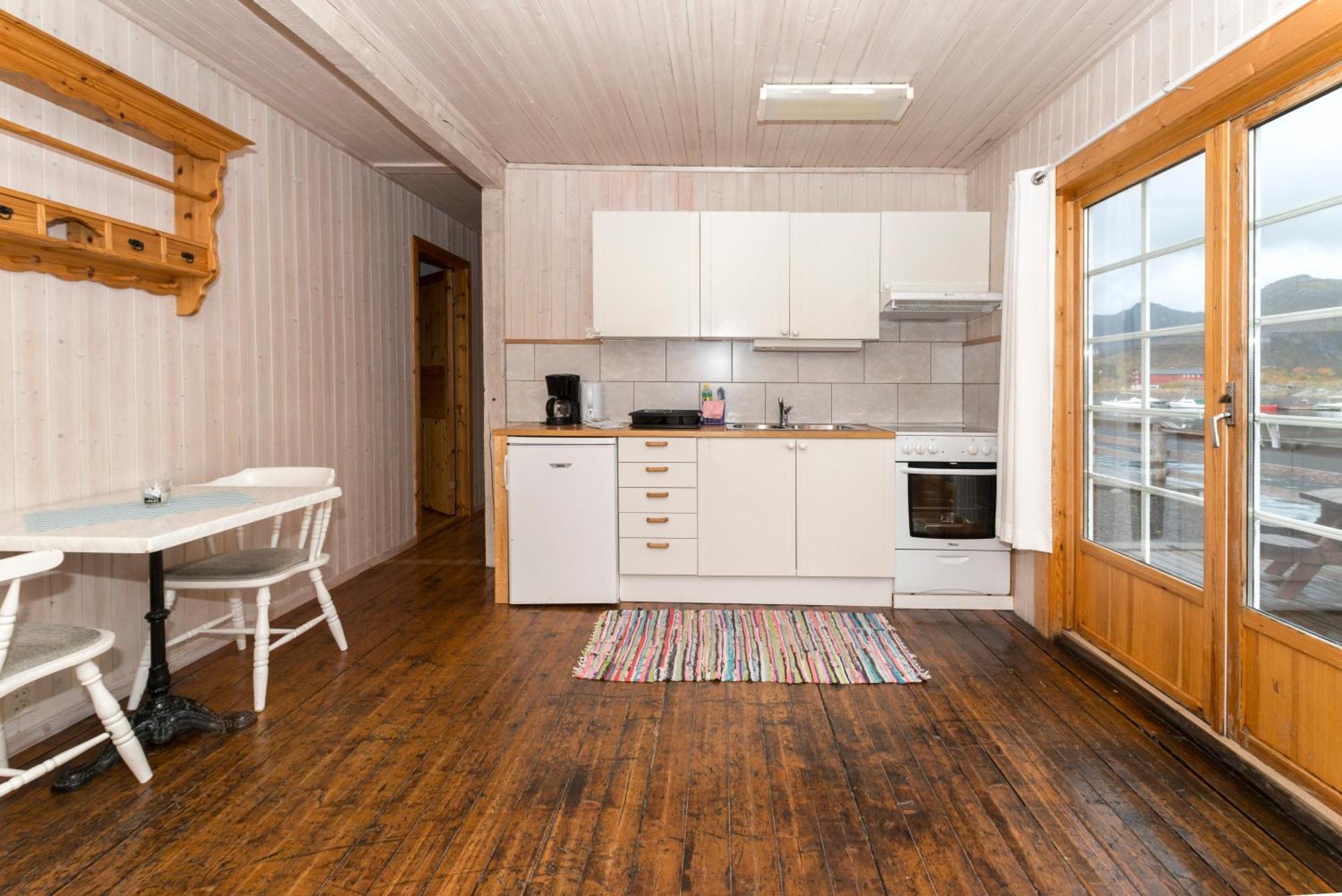 Statsbuene I Kabelvag Hotel Luaran gambar