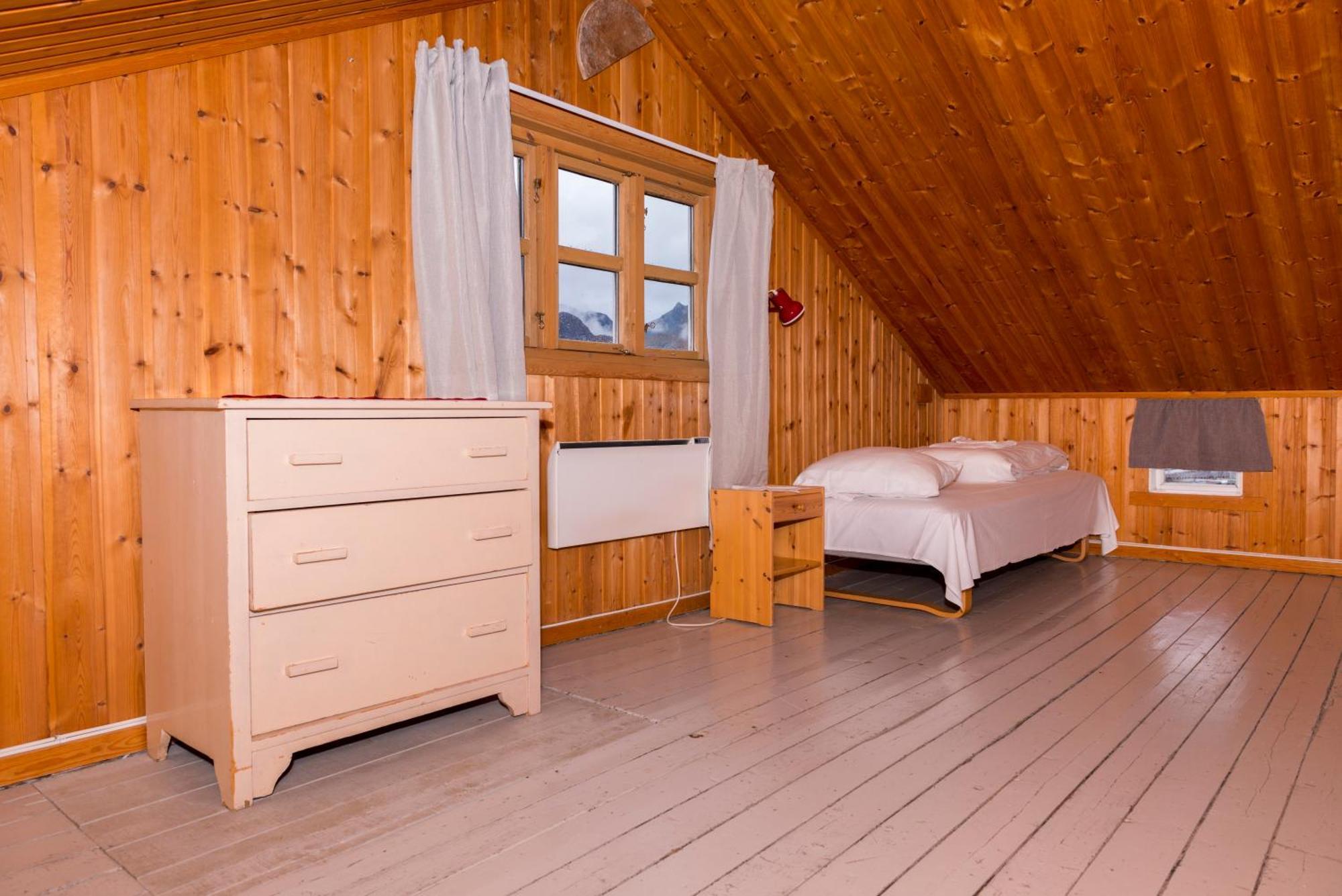 Statsbuene I Kabelvag Hotel Luaran gambar