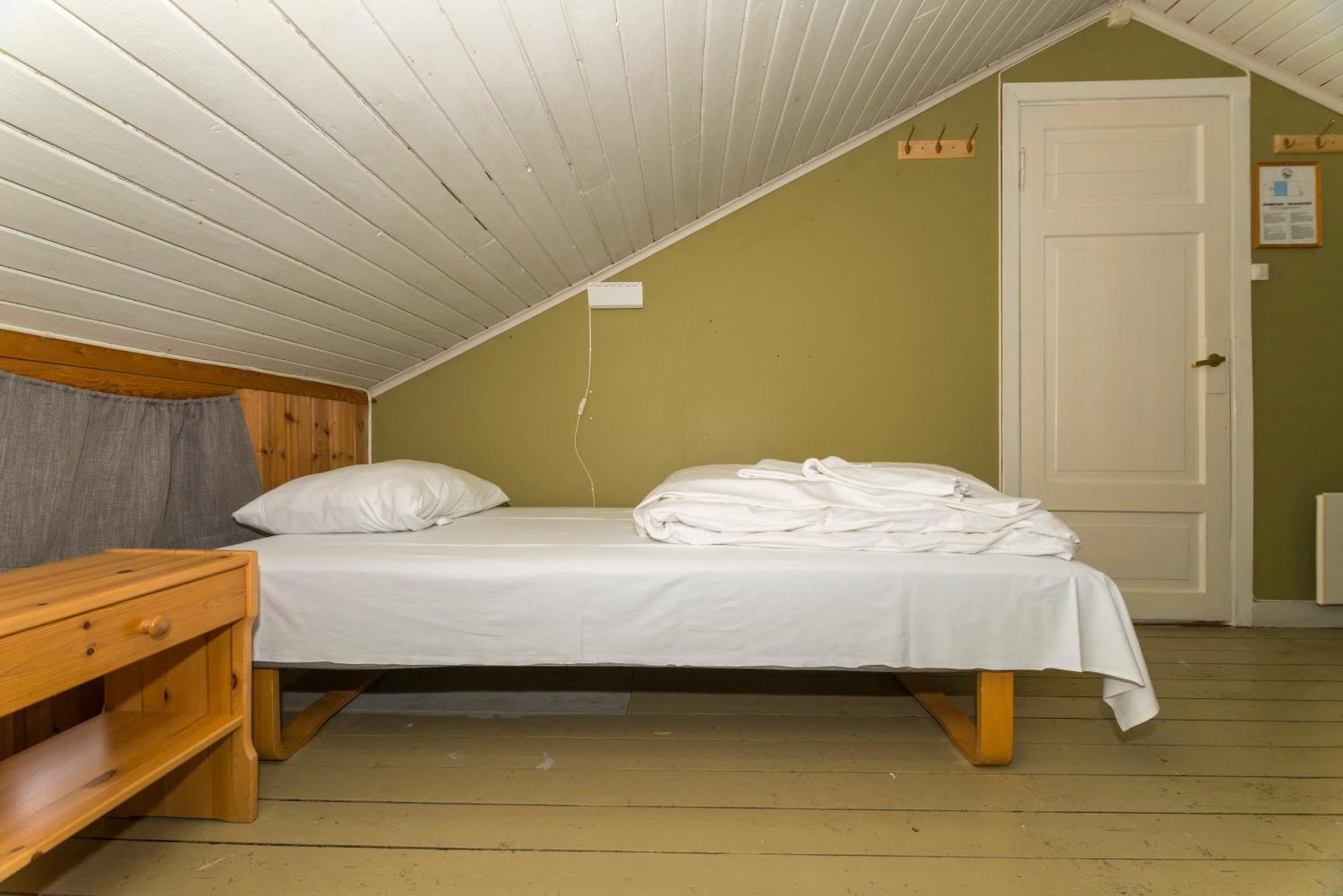 Statsbuene I Kabelvag Hotel Luaran gambar