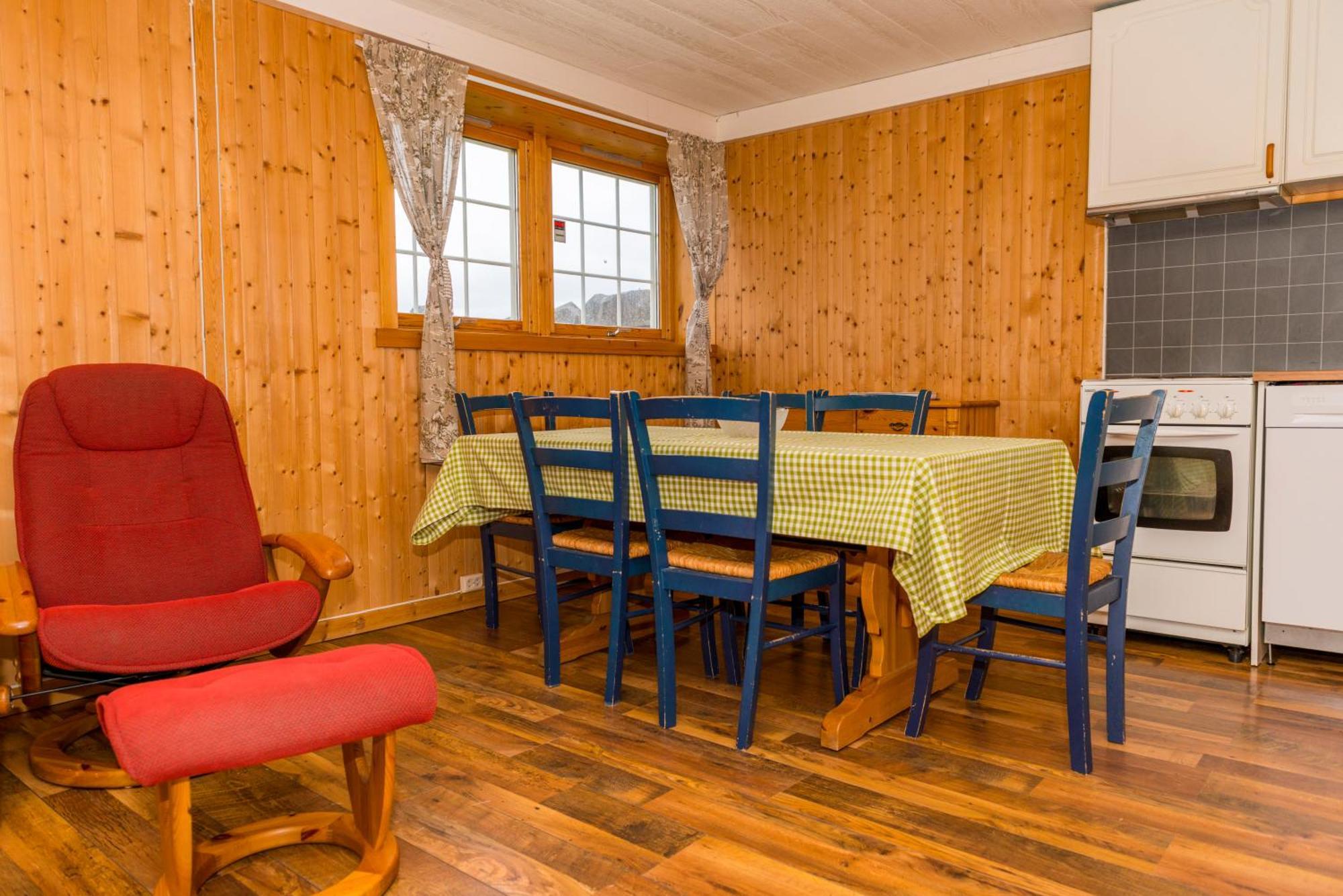 Statsbuene I Kabelvag Hotel Luaran gambar