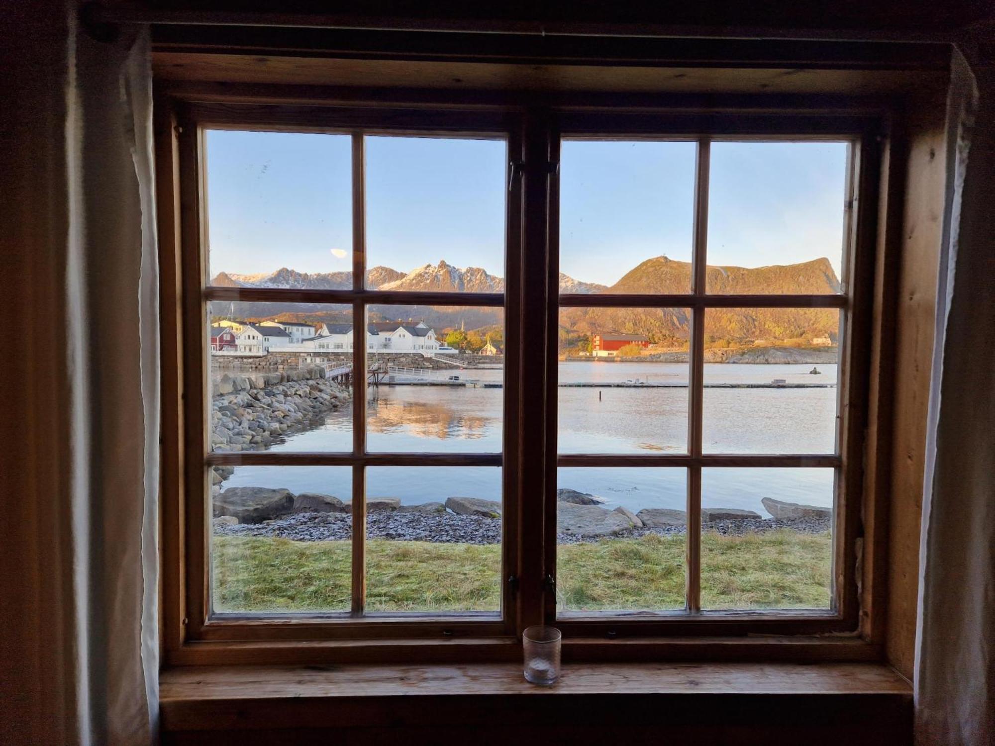 Statsbuene I Kabelvag Hotel Luaran gambar