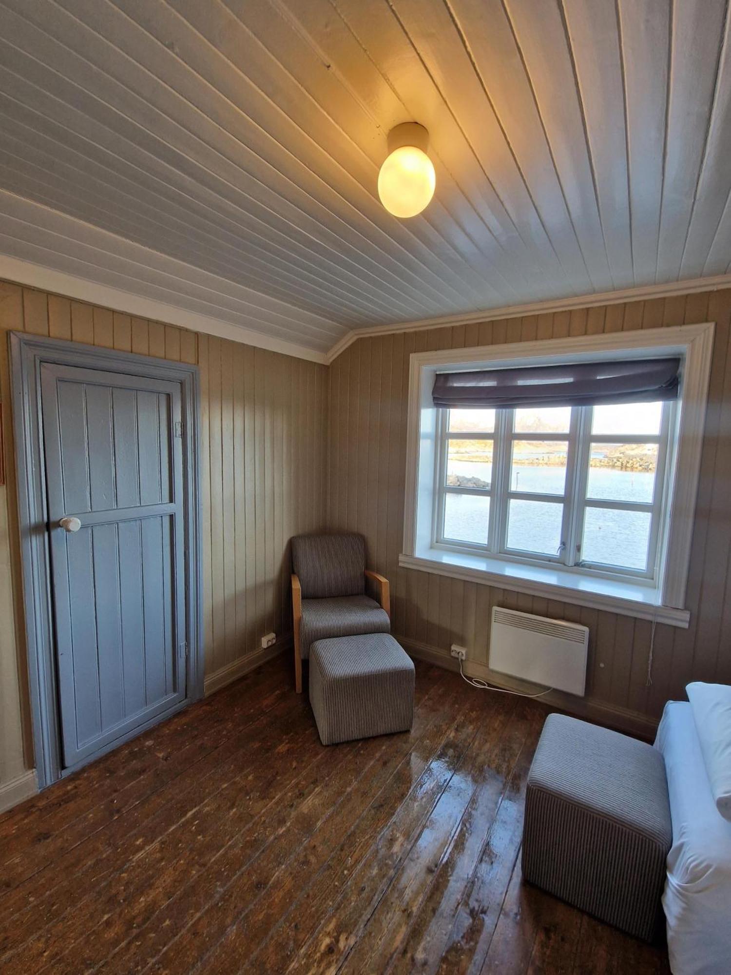 Statsbuene I Kabelvag Hotel Luaran gambar