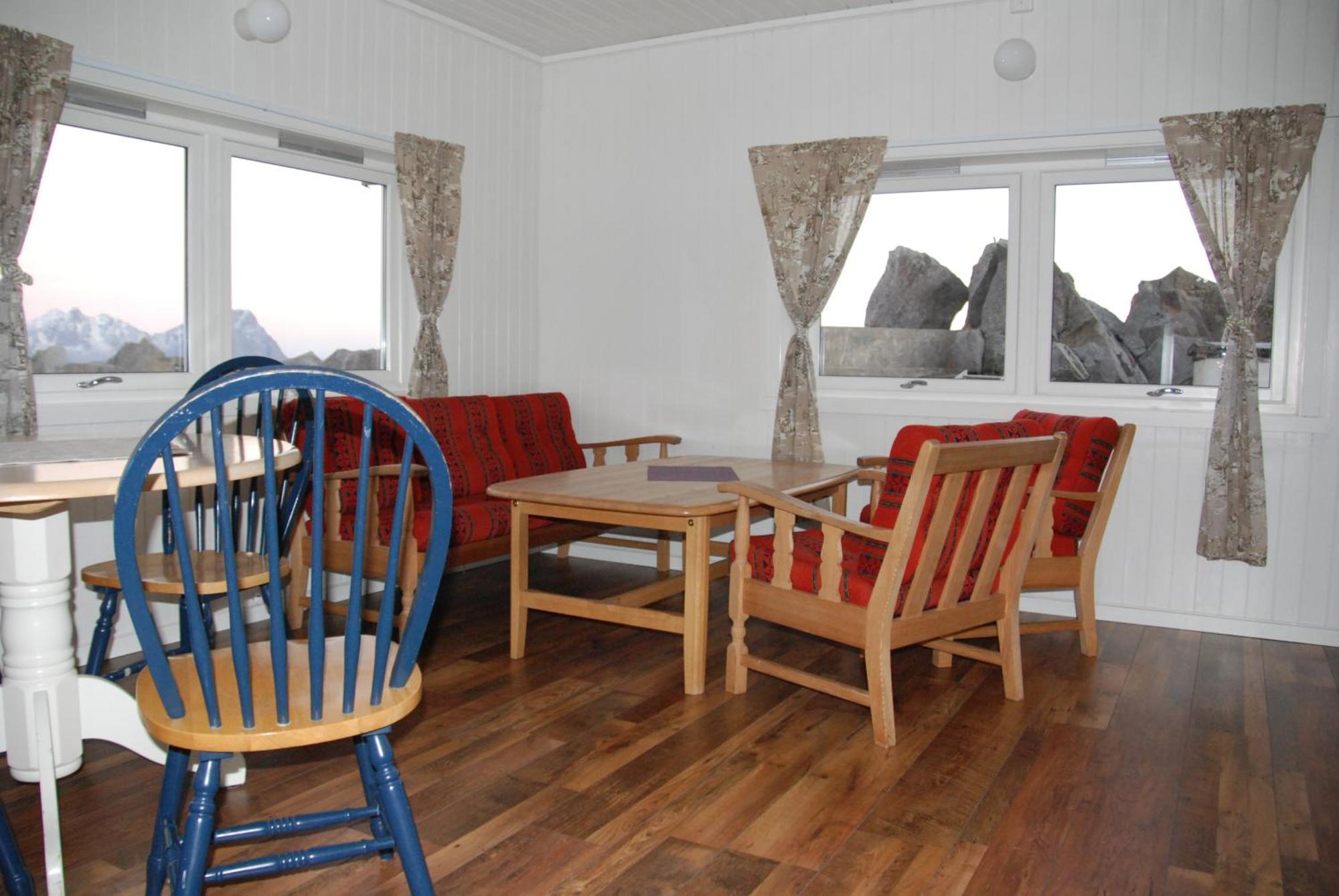 Statsbuene I Kabelvag Hotel Luaran gambar