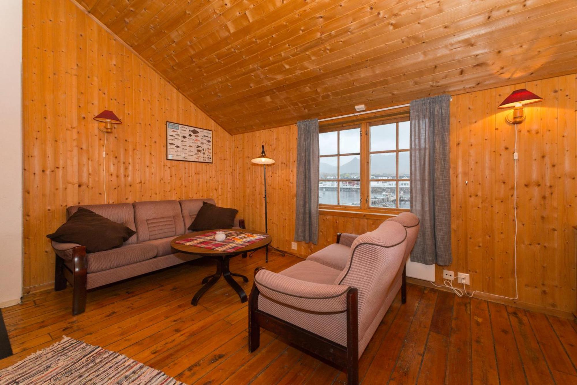 Statsbuene I Kabelvag Hotel Luaran gambar